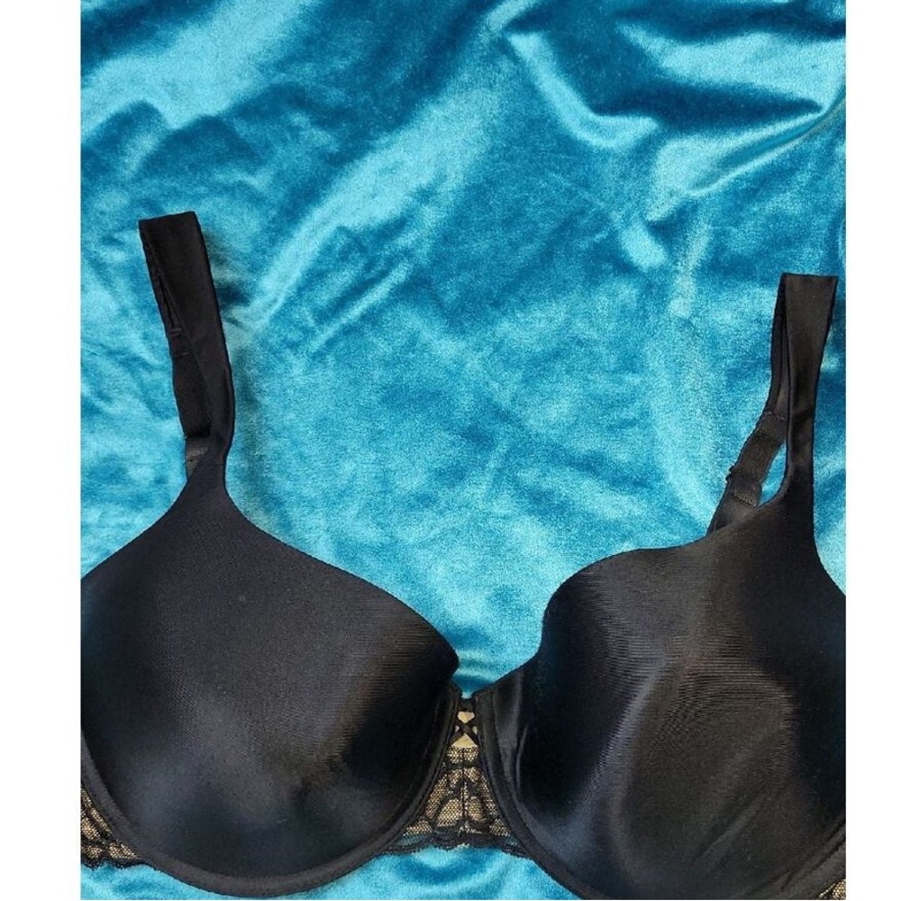 Sleek Black Satin Women's Bra